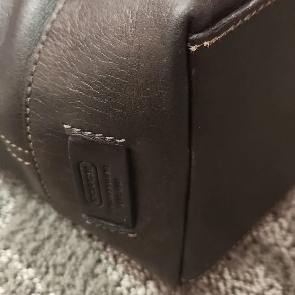 Vintage Coach Leather Tote A3S-5188 - Picture 9 of 9